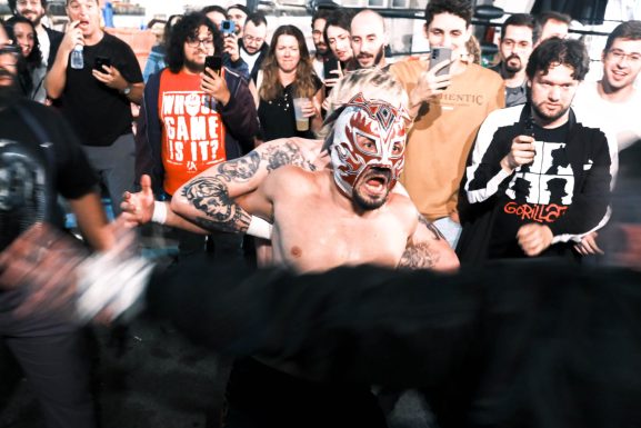 Red Eagle VS. DD Crooks - STREET FIGHT